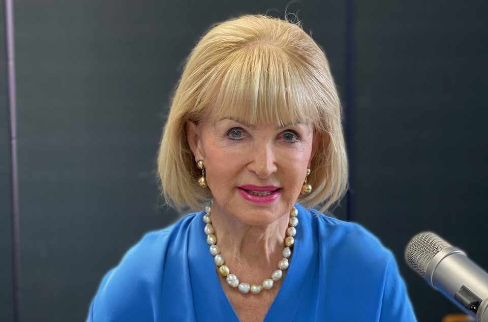 Rosalind’s Classics Cairns FM 89.1